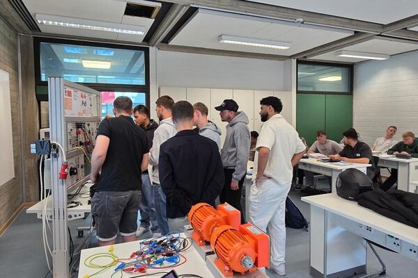 Neue Fachräume für Elektrotechnik